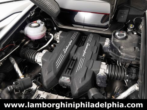 Used 2024 Lamborghini Revuelto AWD/4WD image 61