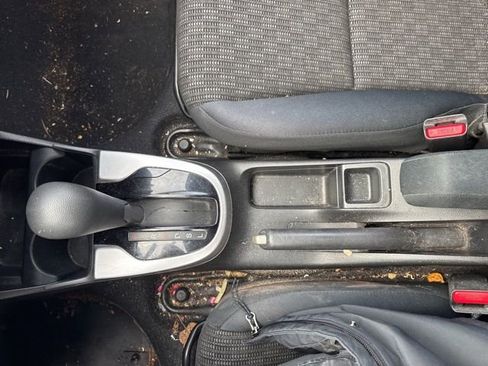 Used 2016 Honda Fit LX image 31