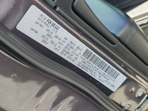 Used 2017 Jeep Grand Cherokee Altitude RWD image 34