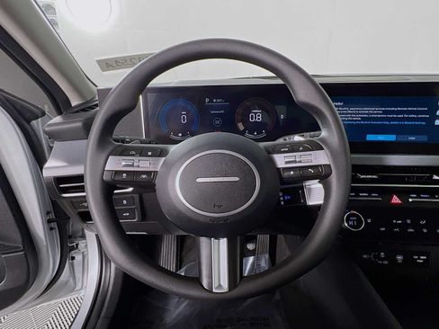 Certified 2025 Hyundai Sonata SEL AWD/4WD image 11
