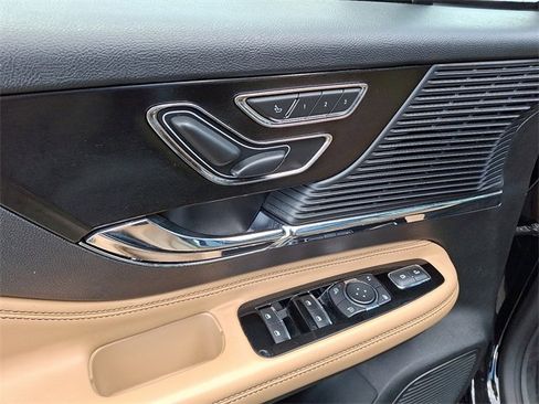 Certified 2022 Lincoln Corsair Reserve w/ Equipment Group 201A image 14