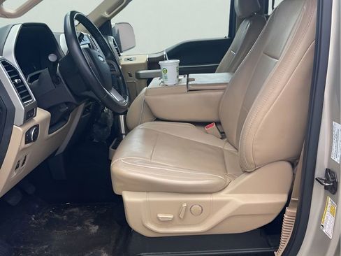 Used 2017 Ford F150 Lariat RWD image 6