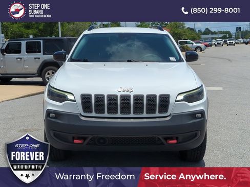 Used 2022 Jeep Cherokee Trailhawk w/ Sound & Nav Group AWD/4WD image 10