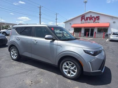 Used 2024 Kia Soul LX w/ Option Group 015