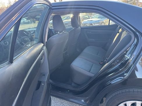 Used 2019 Toyota Corolla LE image 13