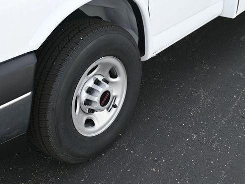 New 2025 GMC Savana 3500 w/ Power Convenience Package image 10