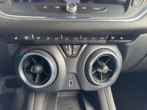 Used 2023 Chevrolet Blazer LT w/ Convenience Package image 32