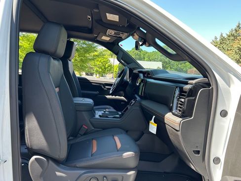 New 2026 GMC Sierra 2500 AT4 w/ AT4 Premium Plus Package AWD/4WD image 55