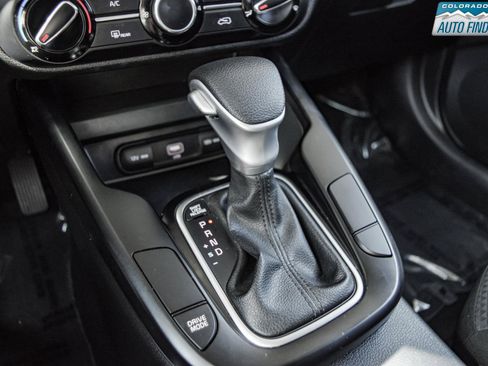 Used 2022 Kia Soul LX w/ Technology Package FWD image 18