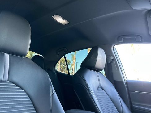 Used 2023 Toyota Camry SE FWD image 17
