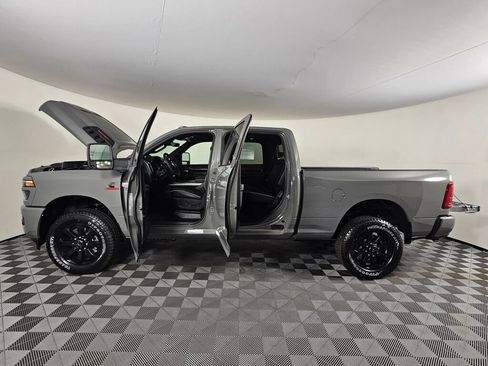 New 2026 RAM 2500 Laramie w/ Night Edition AWD/4WD image 17