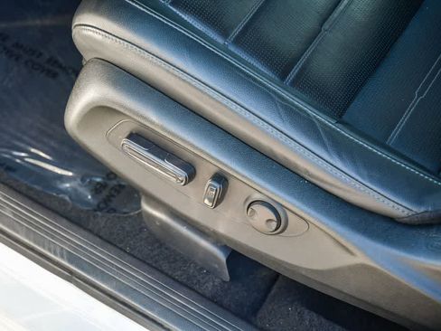 Used 2023 Honda CR-V EX-L image 24