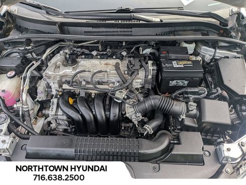 Used 2020 Toyota Corolla LE FWD image 32