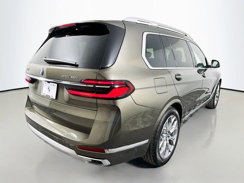 New 2026 BMW X7 xDrive40i w/ Premium Package AWD/4WD image 5