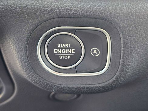 Used 2022 Mercedes-Benz GLE 350 4MATIC w/ Premium Package image 43