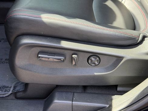 Used 2024 Honda Odyssey Sport image 16