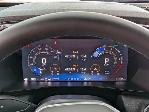 Used 2024 Chevrolet Colorado LT w/ LT Convenience Package II AWD/4WD image 34