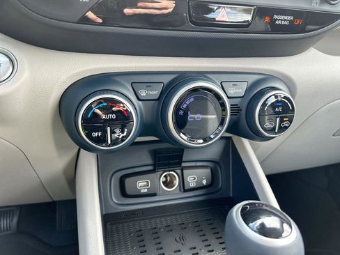 New 2026 Hyundai Venue SEL image 30