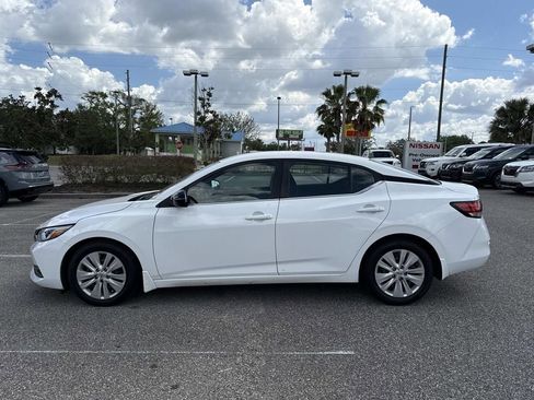 Certified 2022 Nissan Sentra S image 7