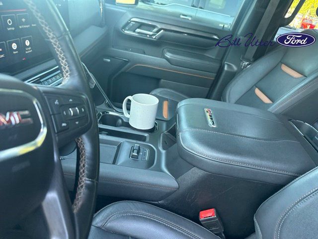 Used 2024 GMC Sierra 2500 AT4 w/ AT4 Premium Plus Package AWD/4WD image 5