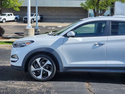 Used 2016 Hyundai Tucson Limited FWD image 2