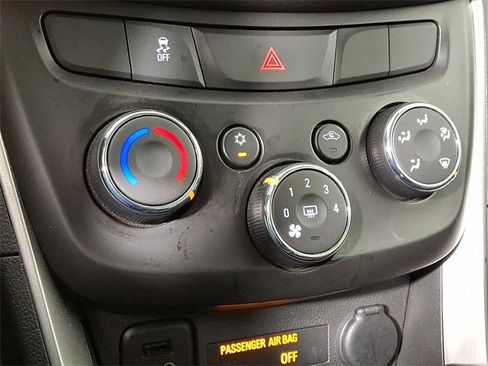 Used 2021 Chevrolet Trax LS w/ Tint and Cruise Package image 17