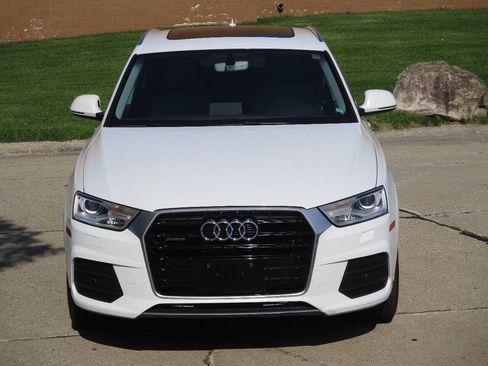 Used 2016 Audi Q3 2.0T Premium Plus w/ Technology Package AWD/4WD image 11
