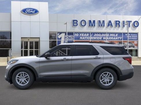 New 2026 Ford Explorer Active image 3