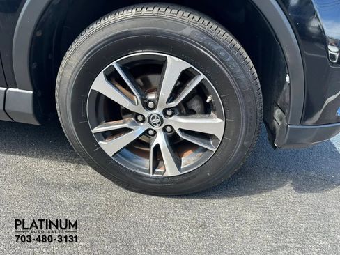 Used 2016 Toyota RAV4 XLE AWD/4WD image 22