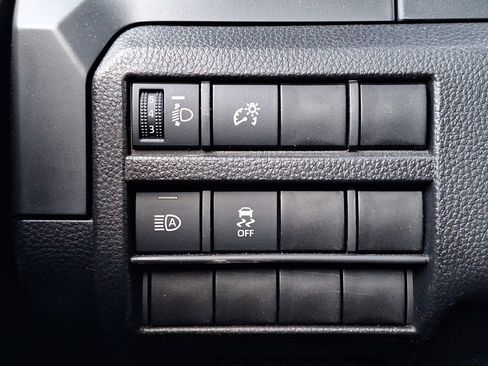 Used 2025 Toyota Tacoma SR RWD image 23