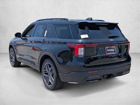 New 2026 Ford Explorer ST-Line RWD image 8