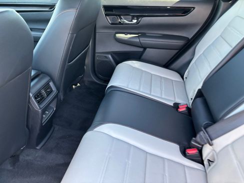 Used 2024 Honda CR-V Sport Touring image 18