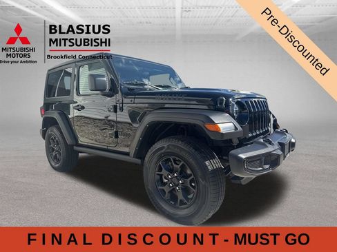 Used 2022 Jeep Wrangler Sport AWD/4WD image 1