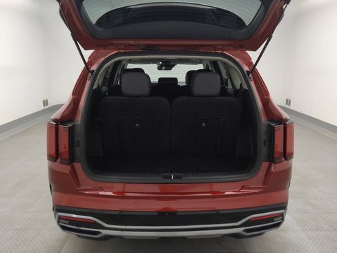 Used 2023 Kia Sorento S w/ Panoramic Sunroof Package image 29