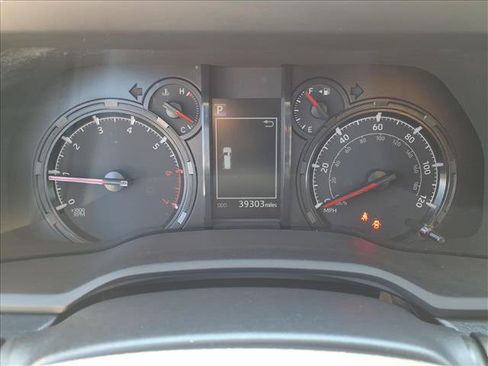 Used 2024 Toyota 4Runner SR5 Premium AWD/4WD image 22