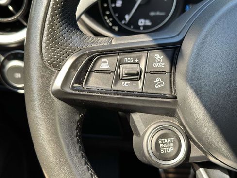 Used 2022 Alfa Romeo Stelvio Sprint AWD/4WD image 23