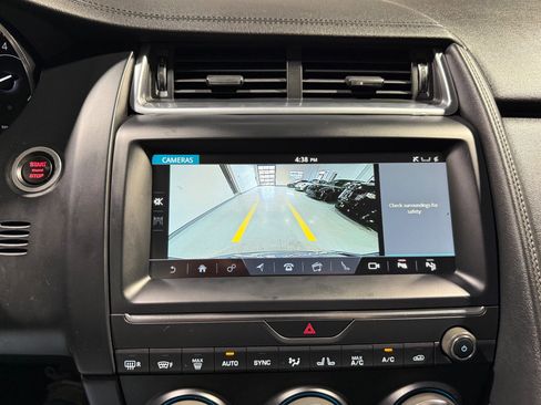 Used 2018 Jaguar E-PACE S image 27
