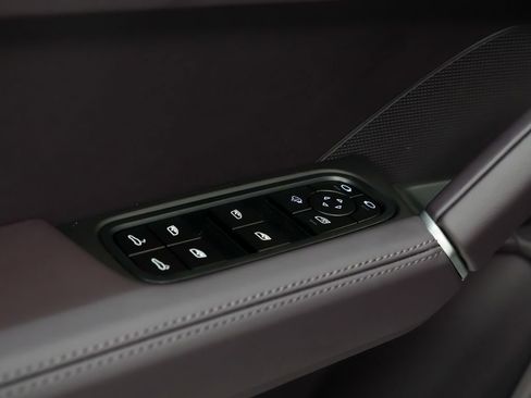 New 2026 Porsche Cayenne image 35