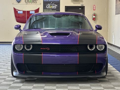Used 2016 Dodge Challenger SRT Hellcat RWD image 9