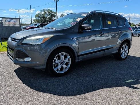 Used 2016 Ford Escape Titanium FWD image 1
