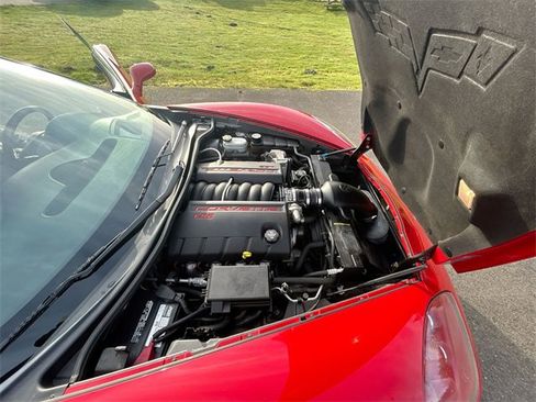 Used 2005 Chevrolet Corvette Base 2D Coupe w/ Preferred Equipment Group image 26