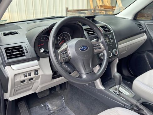 Used 2015 Subaru Forester 2.5i w/ Alloy Wheel Package AWD/4WD image 12
