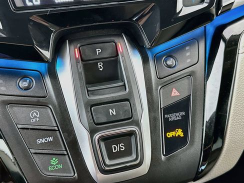 Used 2023 Honda Odyssey Touring image 17