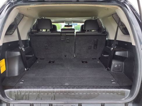 Used 2018 Toyota 4Runner SR5 Premium AWD/4WD image 12
