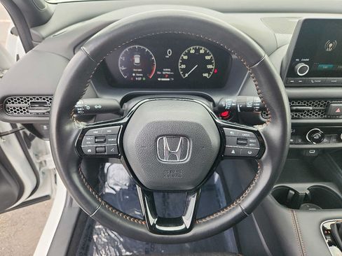 Certified 2025 Honda HR-V Sport image 19