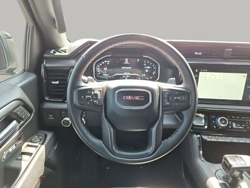 Used 2025 GMC Sierra 1500 AT4 w/ AT4 Premium Package AWD/4WD image 24