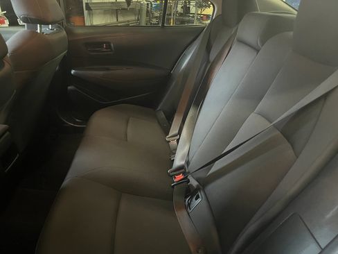 Used 2022 Toyota Corolla LE w/ LE Convenience Package FWD image 12