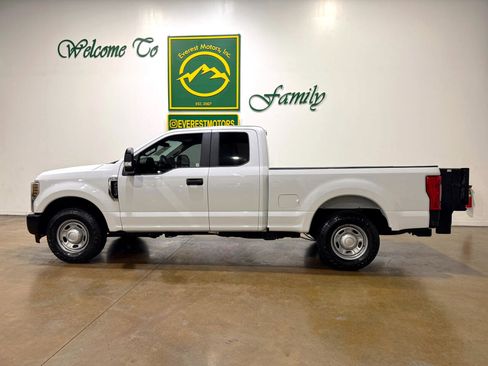 Used 2019 Ford F250 XL w/ Power Equipment Group image 14