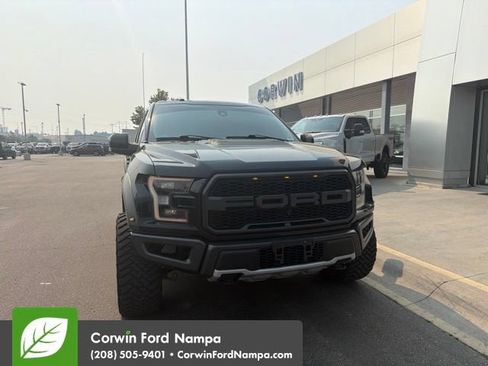 Used 2018 Ford F150 Raptor w/ Equipment Group 802A Luxury AWD/4WD image 4