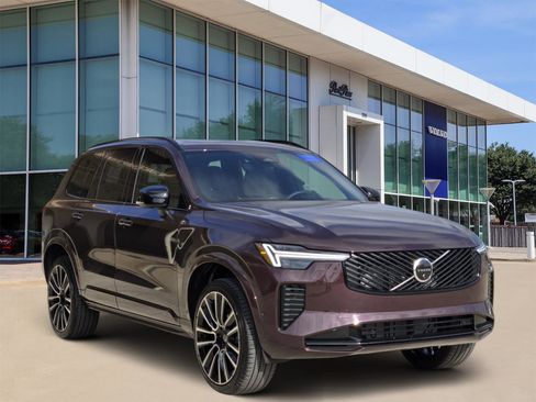 New 2026 Volvo XC90 B6 Ultra image 2